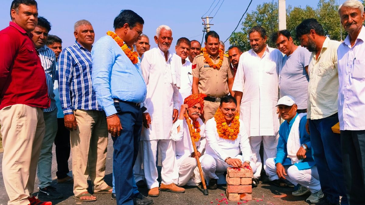 road construction begins in mandothi with 5 crore project