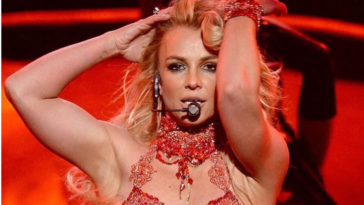 britney spears deleted her instagram and disappear fans worried