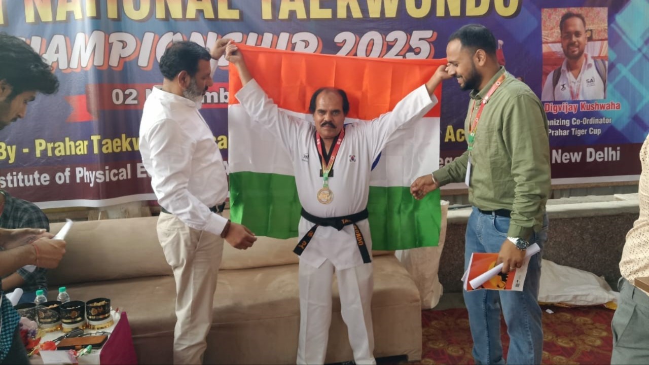 taekwondo master akbaruddin win gold medal in delhi tournament