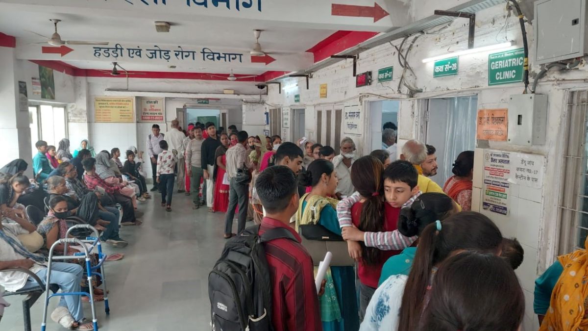 ghaziabad air quality worsens hospitals see surge in respiratory patients