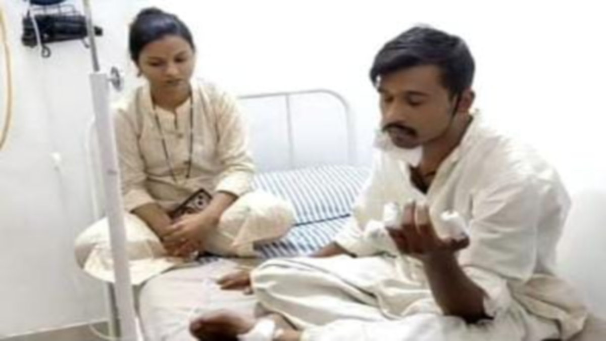 ordnance factory khamaria accident employee injured in mp