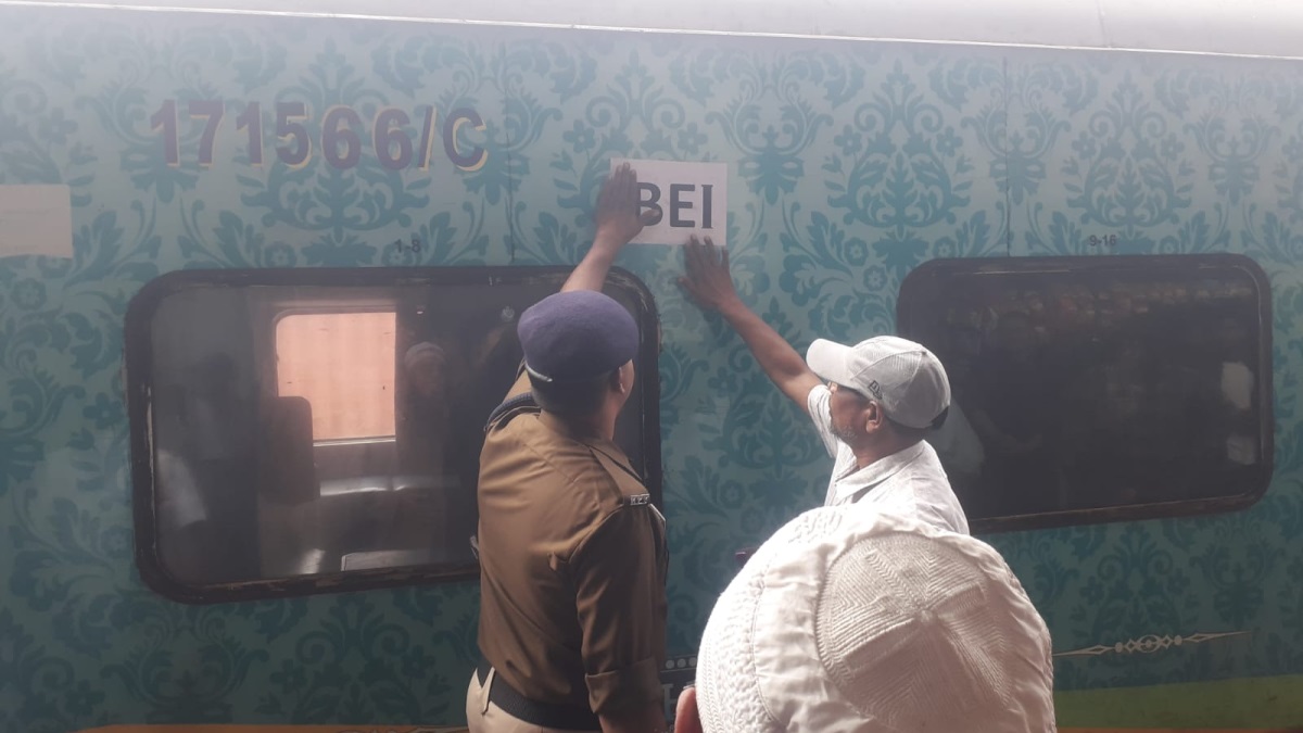 railway negligence passengers suffer as coach missing on sampark kranti express