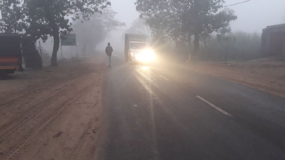 west champaran weather fog and cold wave impact hospital sees surge in patients