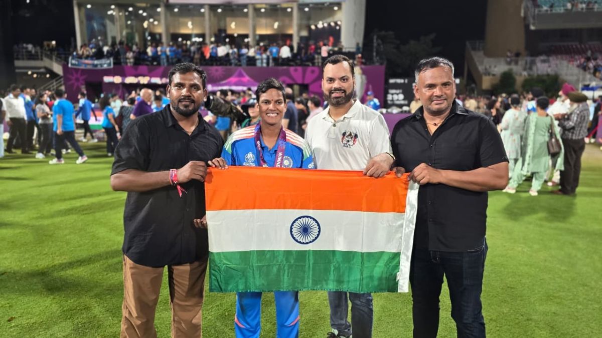 deepti sharma fathers eyes were filled with joy her mother said it was all hanumans blessings