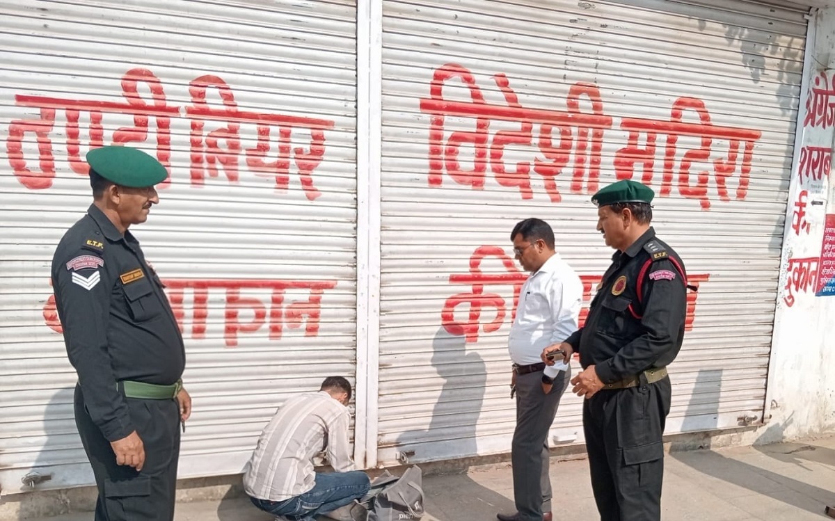 license fee default three liquor shops sealed in action