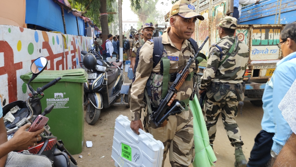 bihar phase 1 voting 121 seats polling today with heavy security