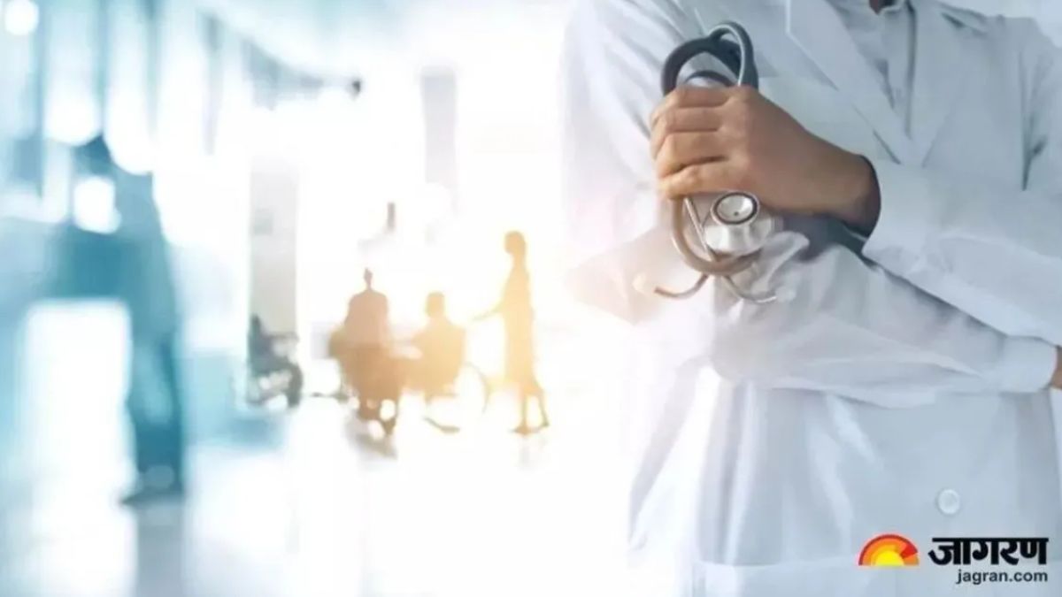 noida hospital registration cancelled after oxygen line blast