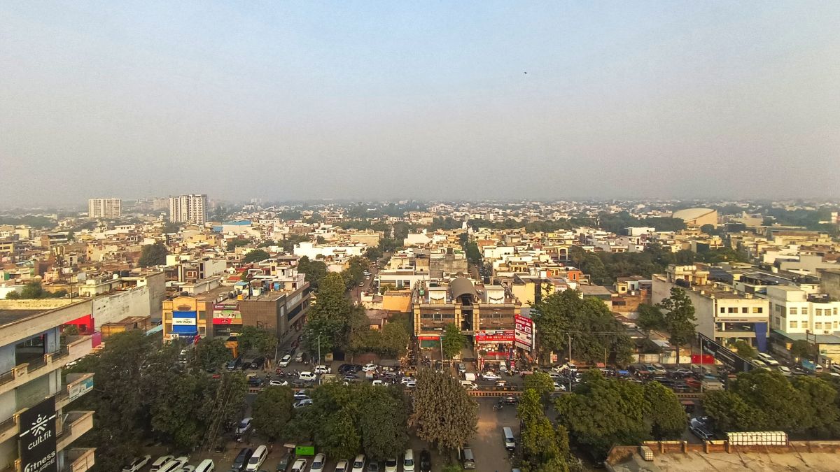 ghaziabad weather update sunny days cold nights temperature forecast