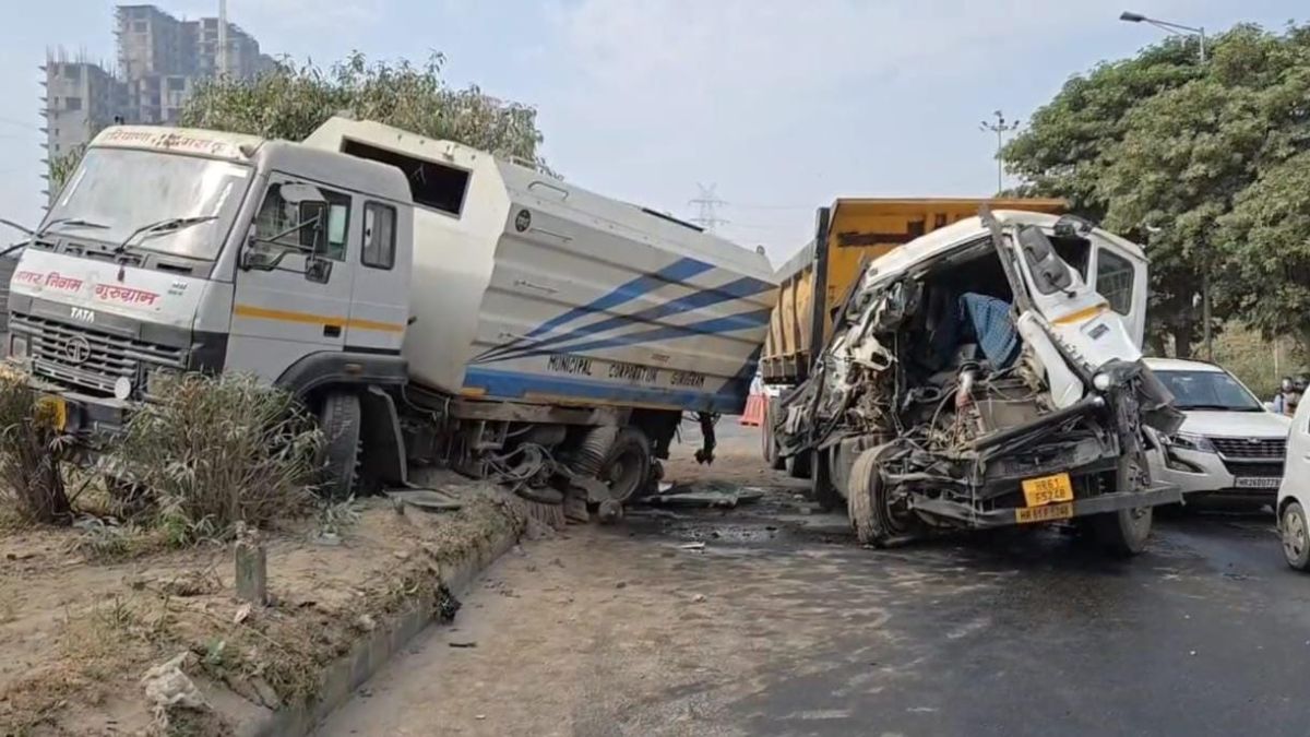 gurugram trawler collides with sweeping machine on spr road causes 5hour traffic jam