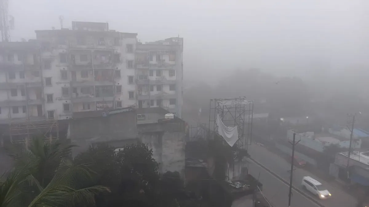 https://www.jagranimages.com/images/2025/11/05/article/image/Jamshedpur-Cold-Wave-1762364183337.jpg
