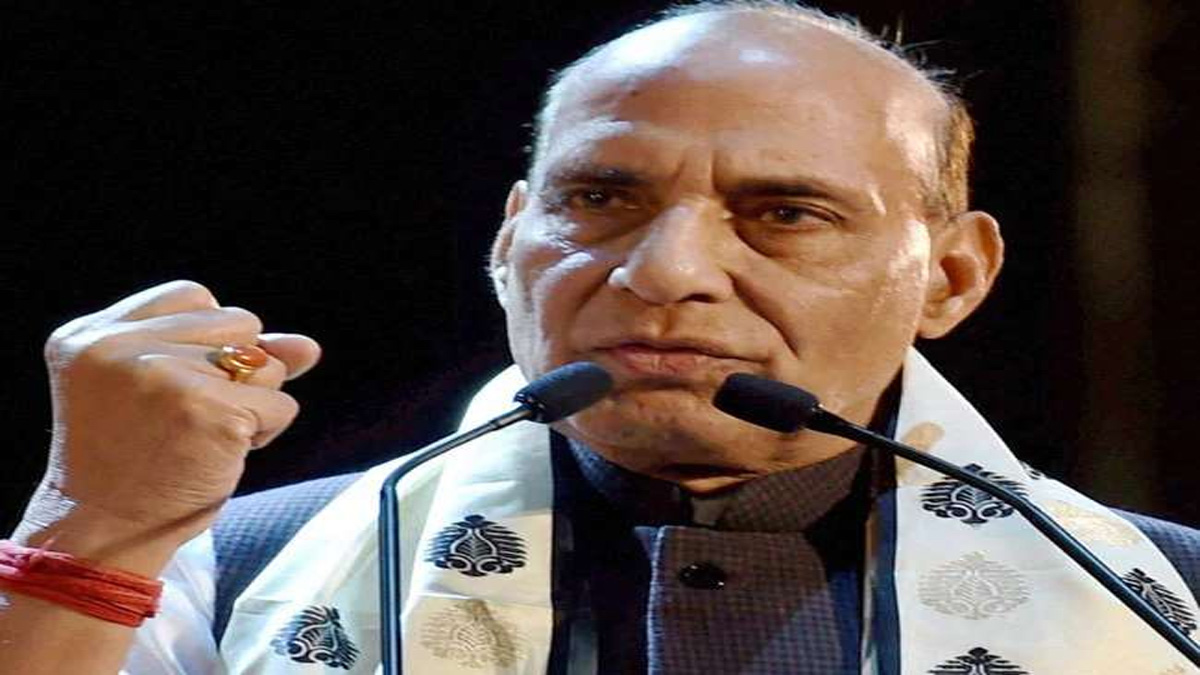 bihar chunav defence minister rajnath singh big comment on lalu yadav and tejashwi yadav in munger amid bihar elections 2025
