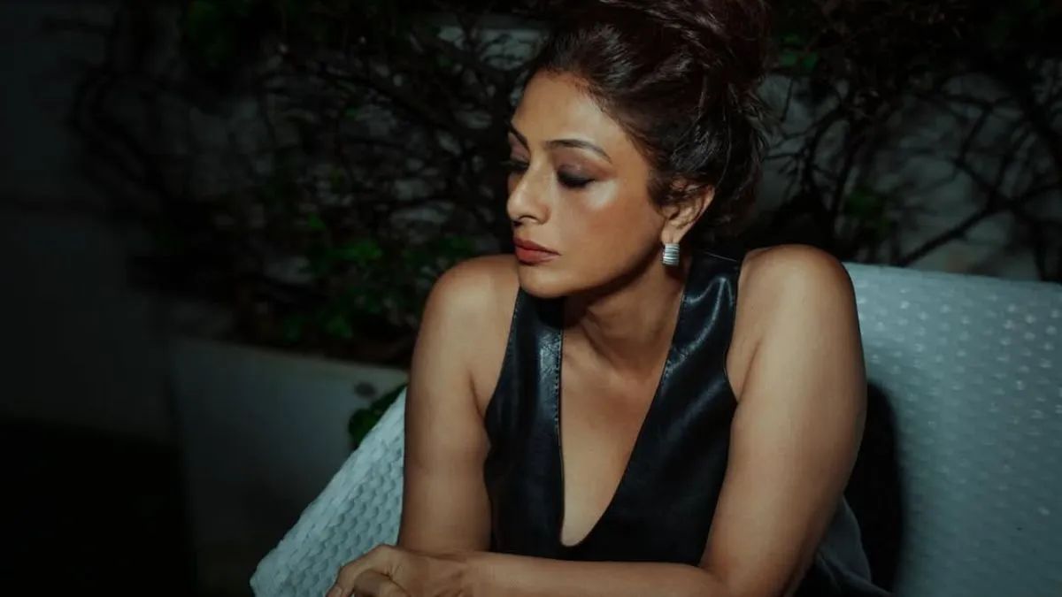 bollywood versatile actress tabu single at 54 her popular love affairs