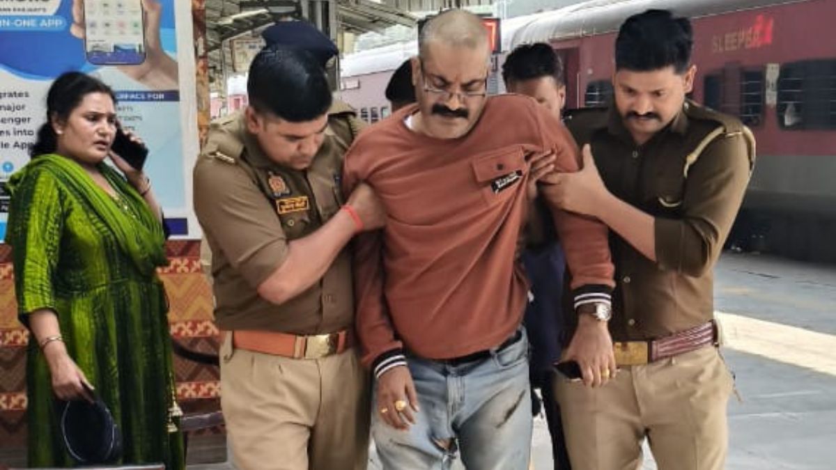 grp turns angel rescues passenger from jaws of death