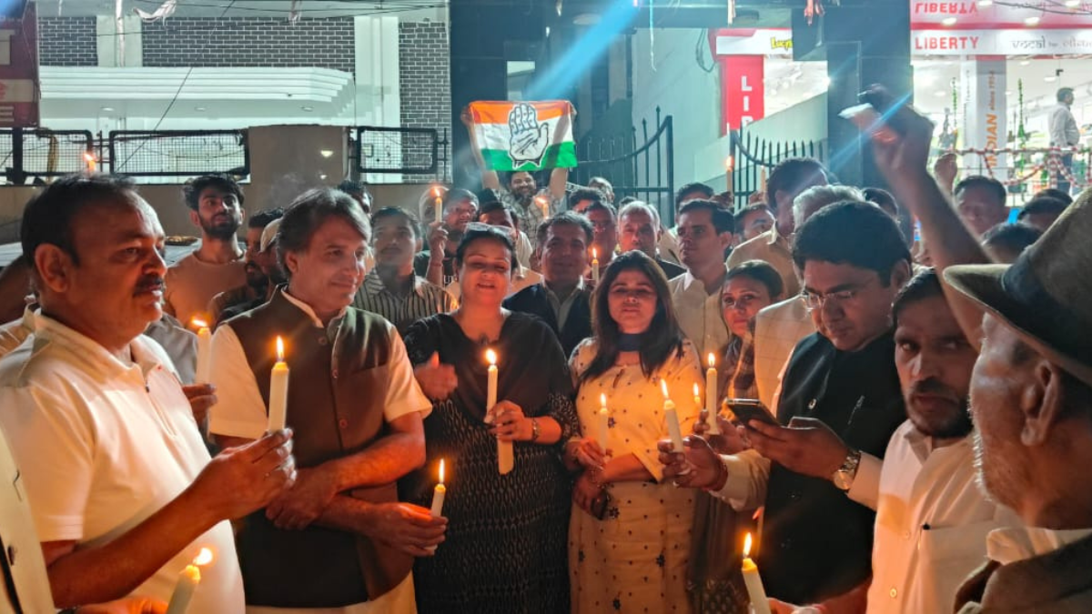 congress protests in gurugram vote chor gaddi chhod slogans