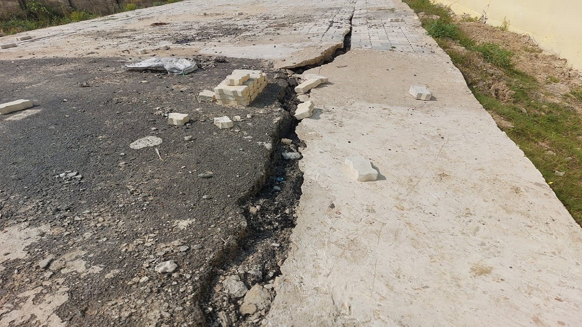 the road built for the new runway in darbhanga is cracking