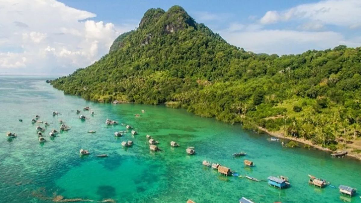 indonesia earthquake 62 magnitude tremor tsunami update