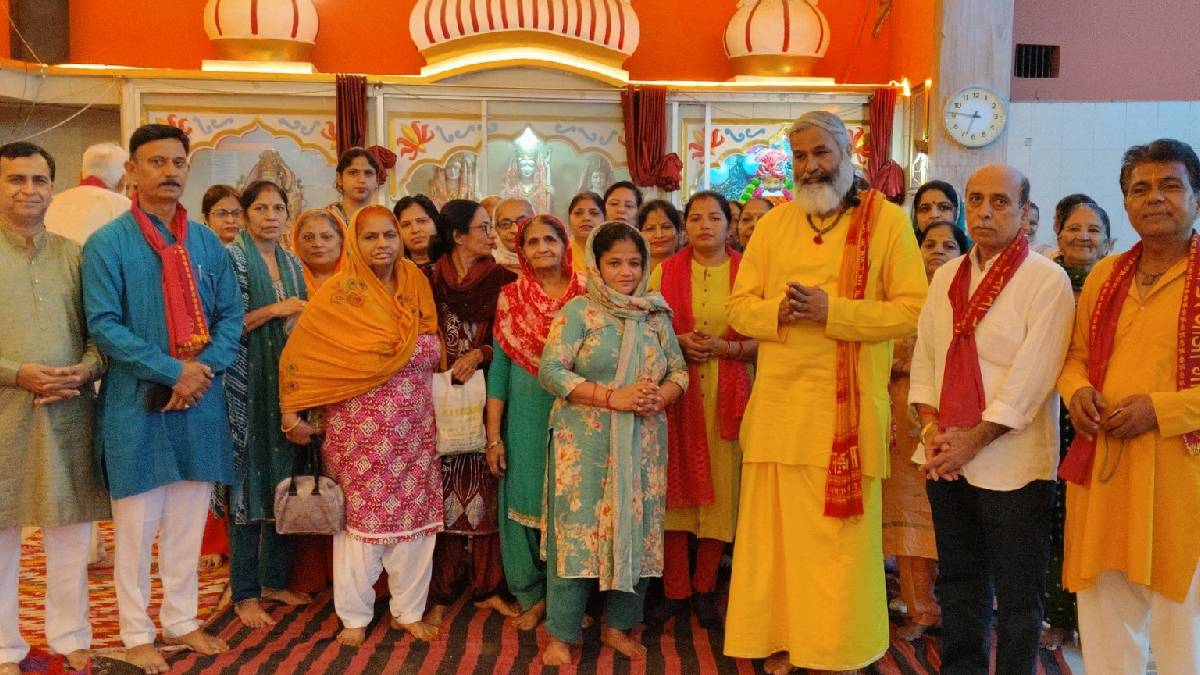 shri krishna kripa sewa samiti organizes prabhat pheri