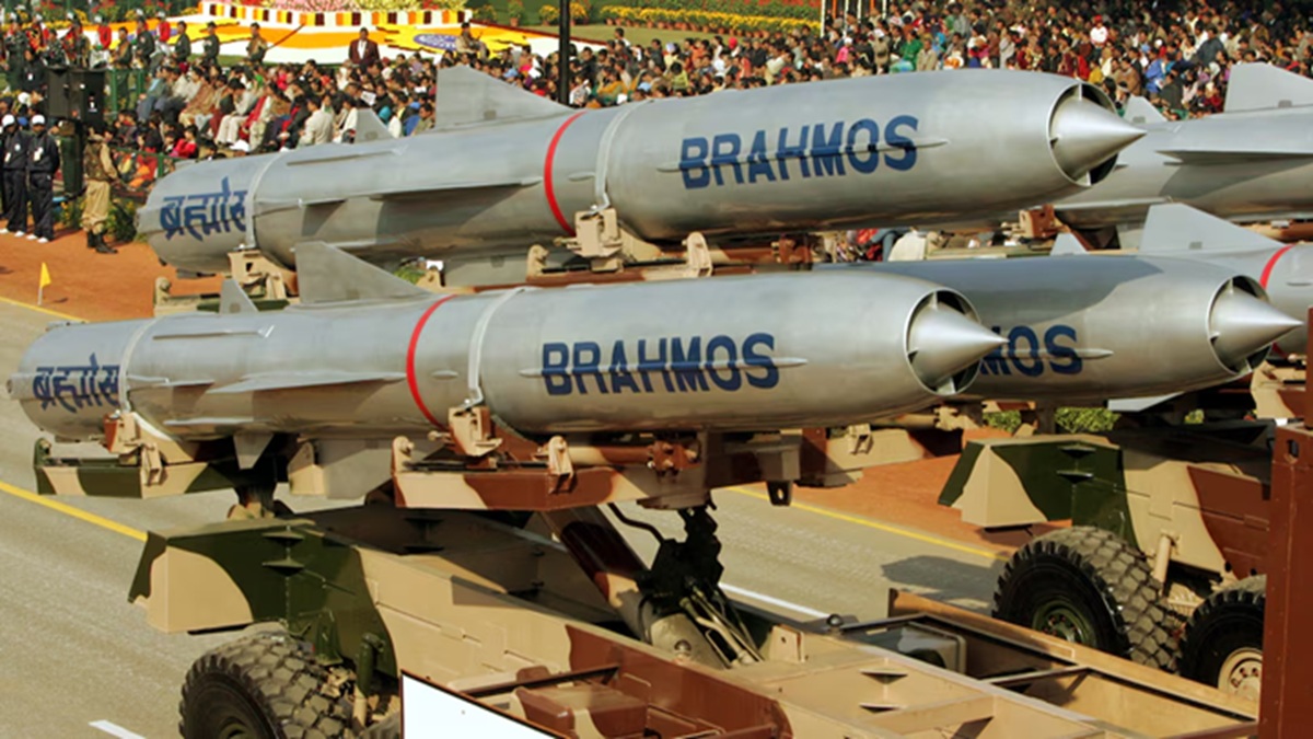 india and indonesia move closer to brahmos cruise missile deal