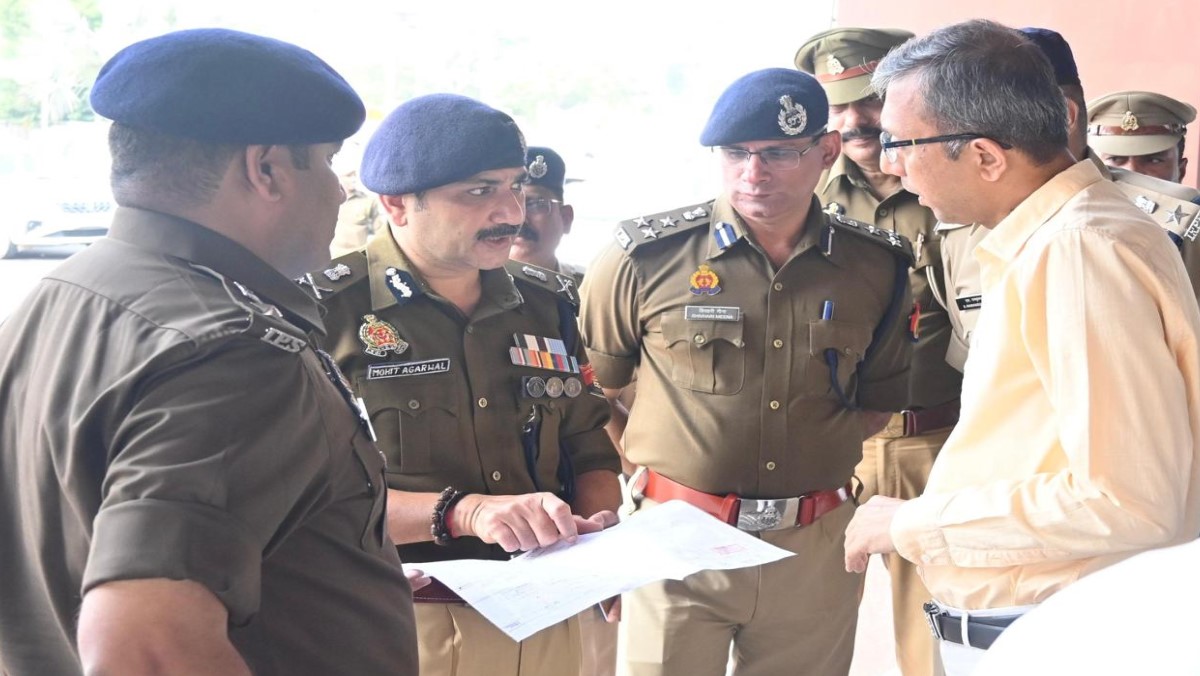 security arrangements at varanasi station were inspected by police officers ahead of pm modis arrival