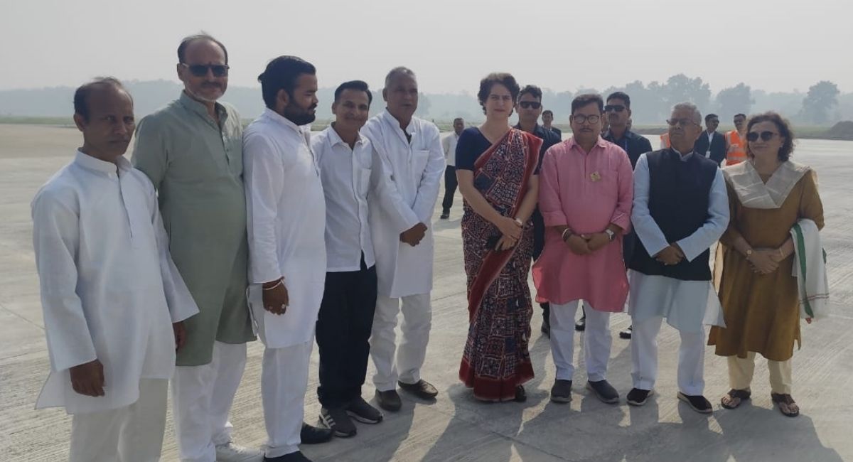 priyanka gandhi at gorakhpur airport bihar election 2025 strategy