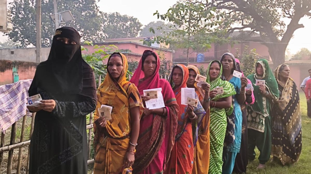 bihar vidhan sabha chunav 2025 phase 1 voting live update on november 6 in 121 seats check partywise key candidates list lb