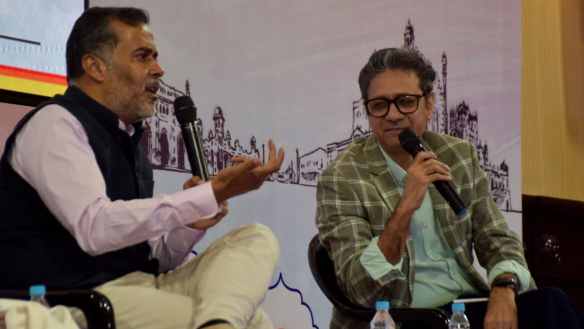 lucknow jagran samvadi 2025 notable novelist and motivational speaker chetan bhagat