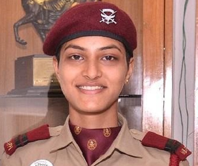 deepnoor achieves 3rd rank in cds exam chandigarh