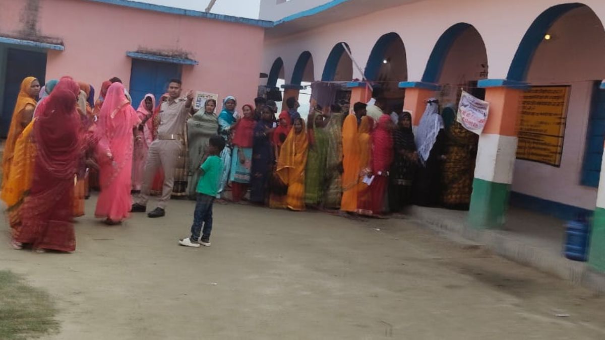 darbhanga vidhan sabha chunav 2025 voting check bihar election voting latest news bjp vs vip vs jansuraj candidates list