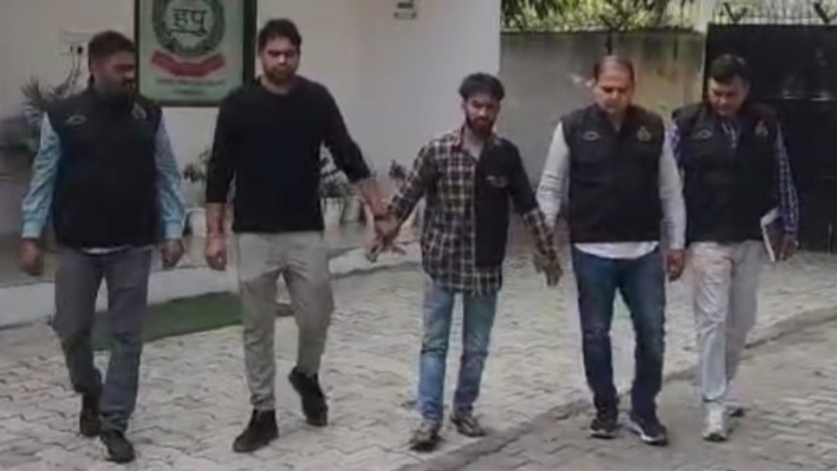 faridabad shooting stalker arrested for shooting student