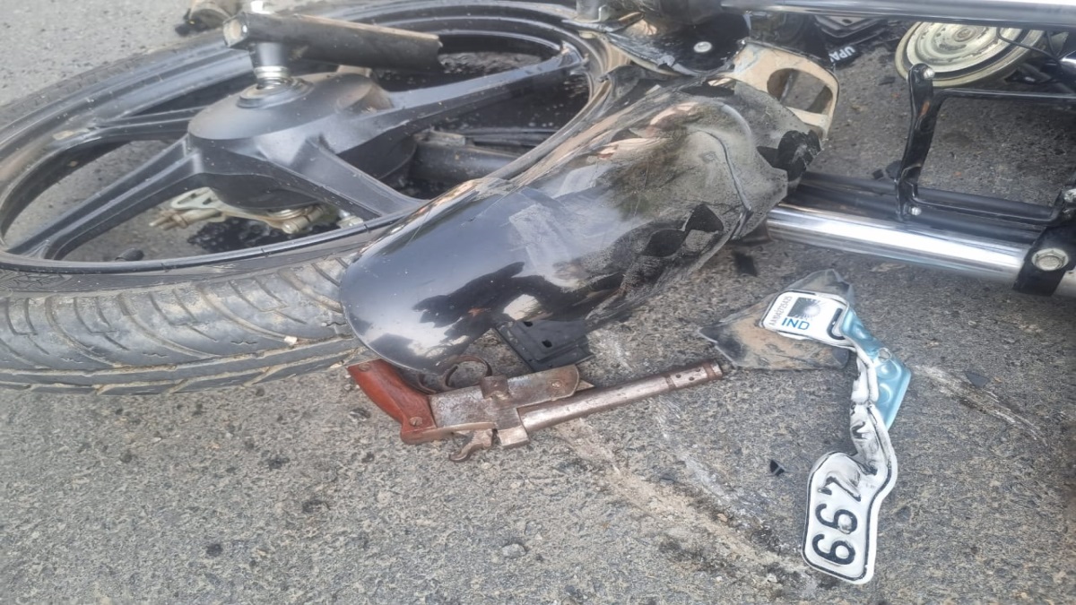 murder in mathura bike rider youth shot down on maant vrindavan road