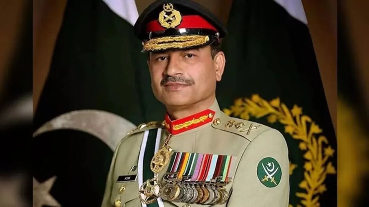 pakistan on the brink army chief munir set to gain unprecedented powers