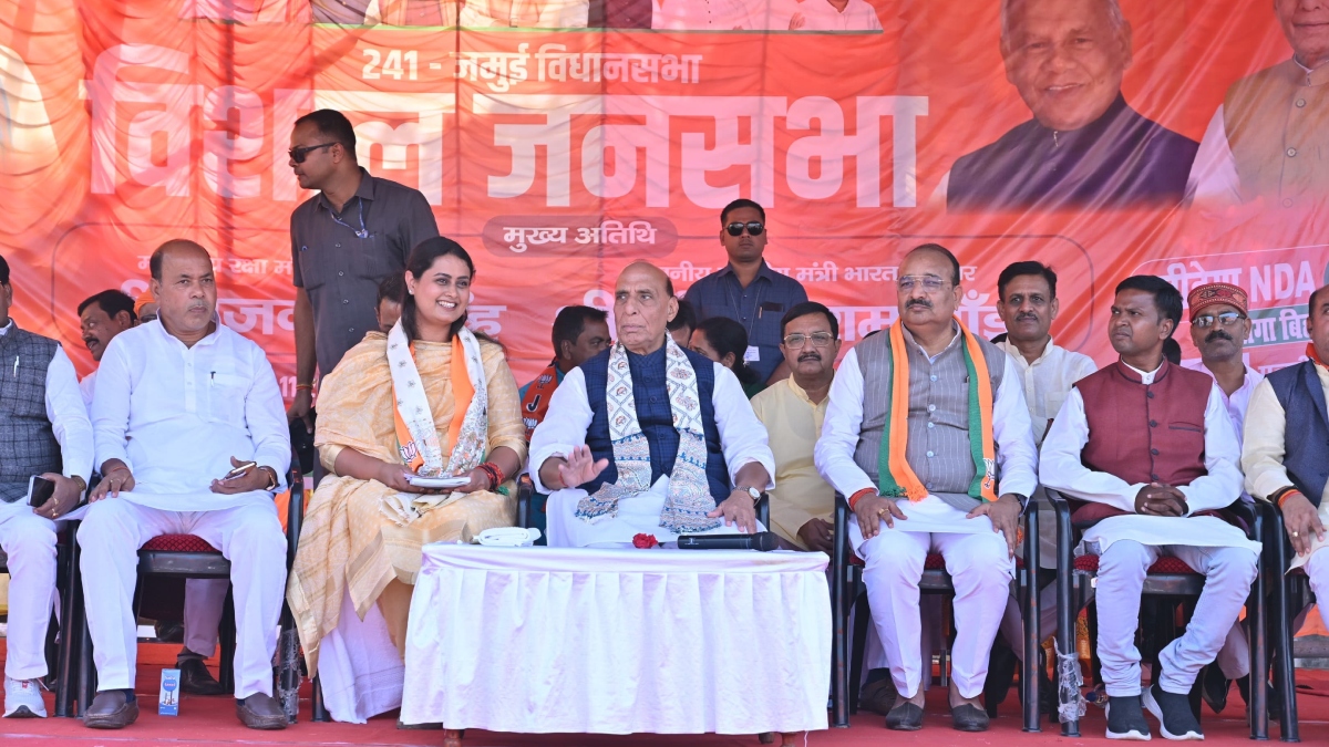 shreyasi singh rajnath singh praises jamuis rising star