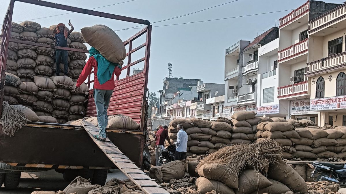 sonipat arhti assaults munim market uproar in haryana