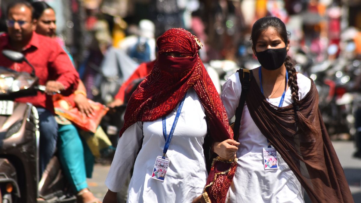 weather update agra sunshine throughout the day temperature rises know today weather forecast