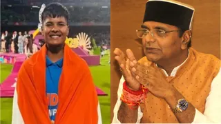क्रिकेटर क्रांति गौड़ एवं खेल मंत्री विश्वास कैलाश सारंग।
