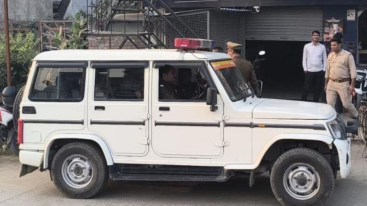 mainpuri police raided the hotel after receiving information about immoral activities found girls in room