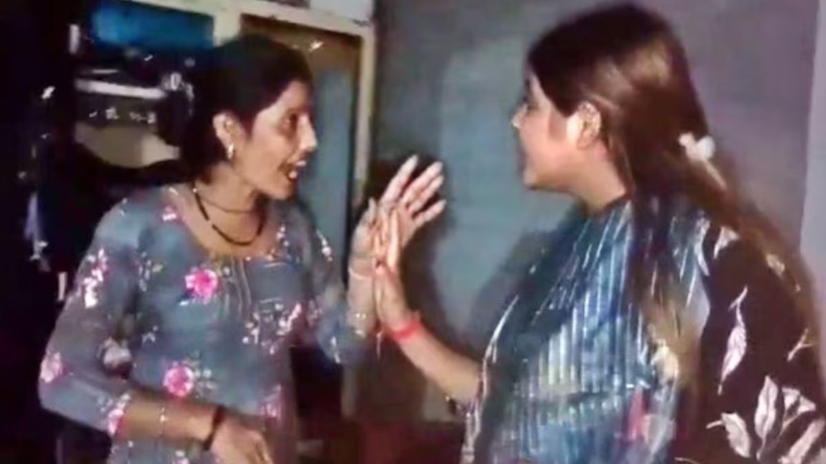 youtuber vanshika accused of assaulting mother for money