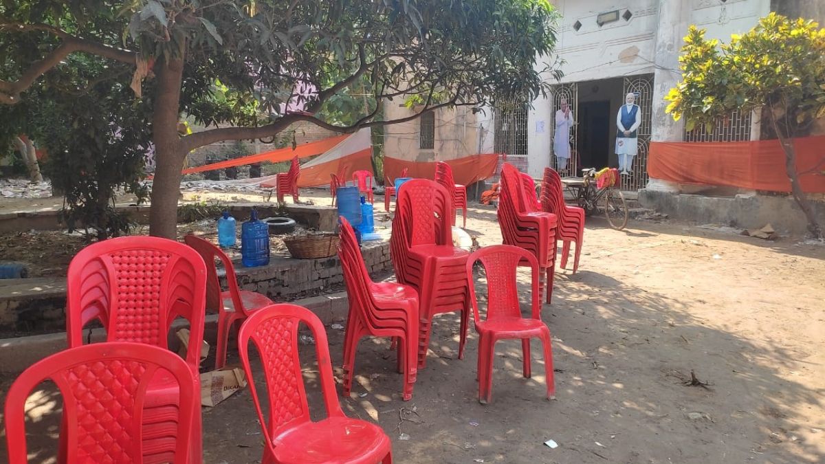 bihar chunav 2025 silence in party offices vote calculations at candidates homes