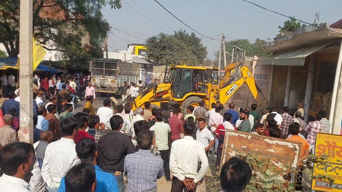 bulldozer action 70 shops demolished in up antiencroachment drive