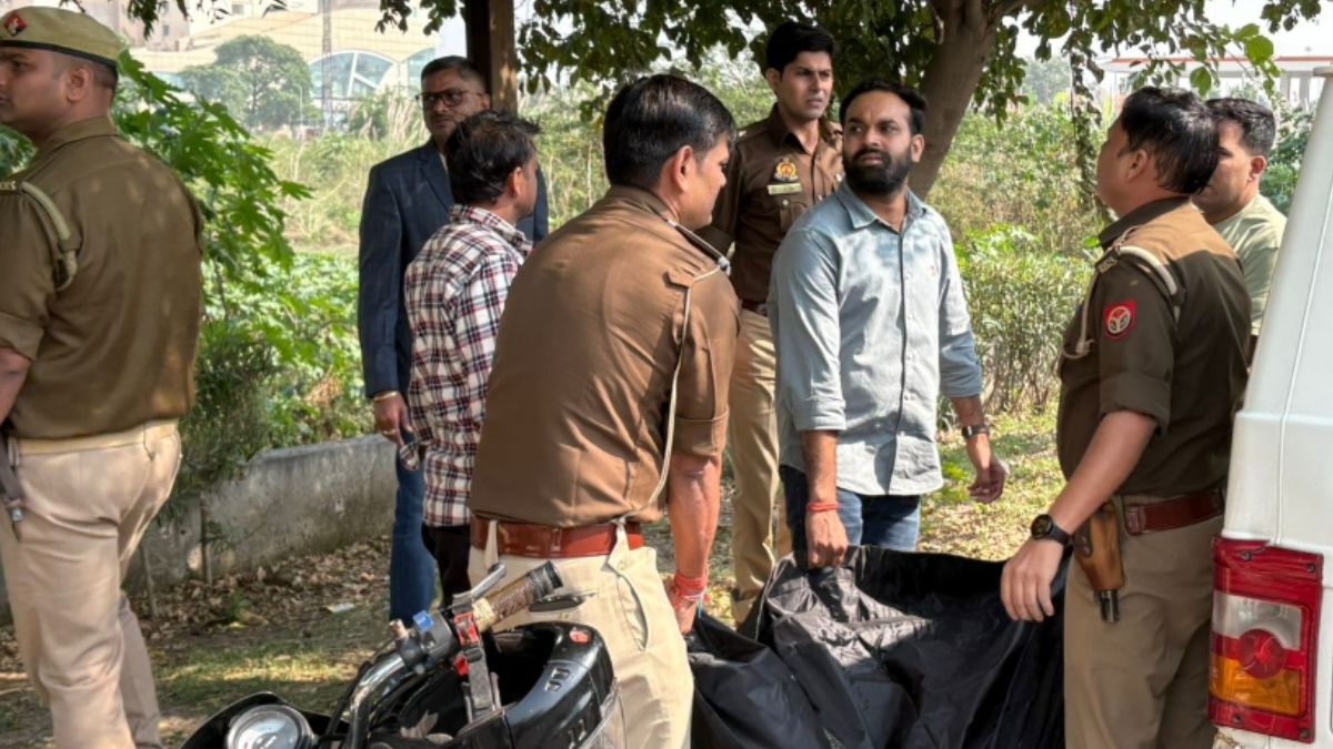 noida married woman brutally murdered body found in drain