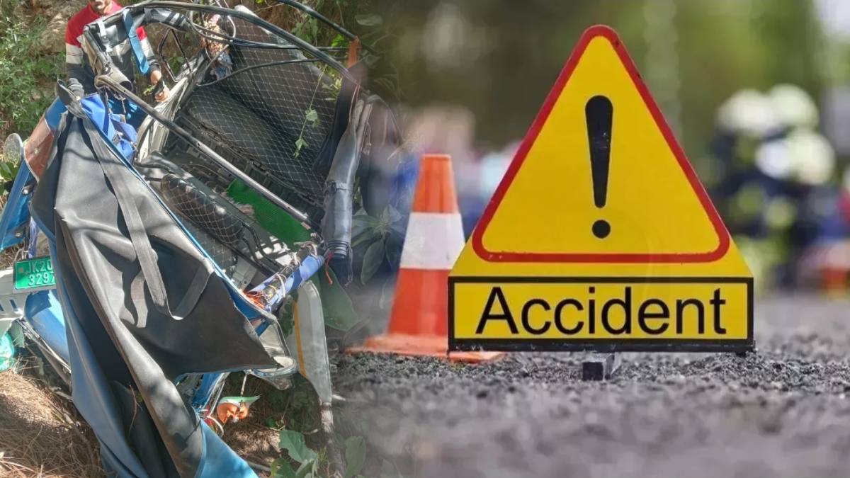 e rickshaw accident in ransu four injured in deep gorge