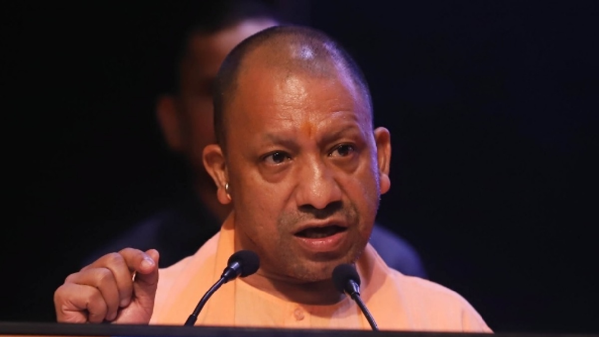 yogi adityanath cruise incident scuffle video viral in varanasi