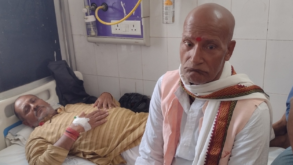 two people were injured in a fight over electoral and old rivalry in benipur of darbhanga district