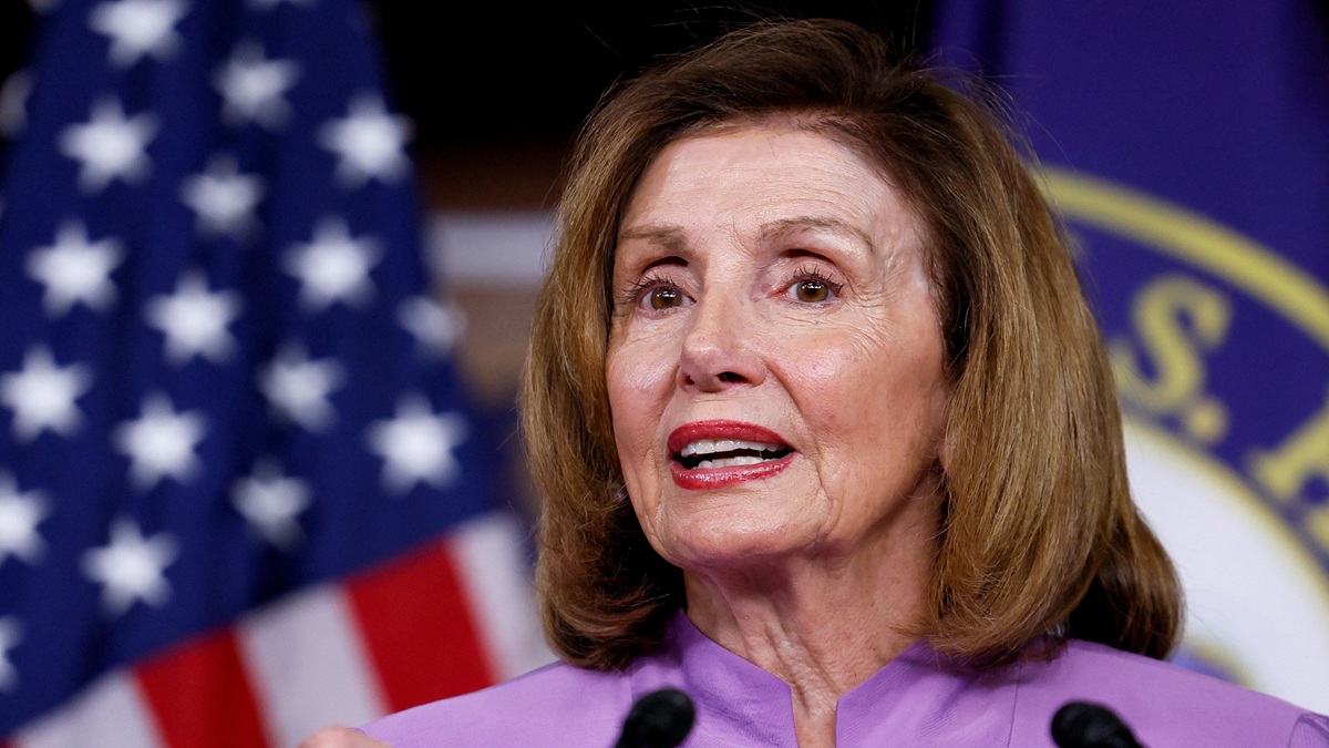 nancy pelosi plans to retire in 2027