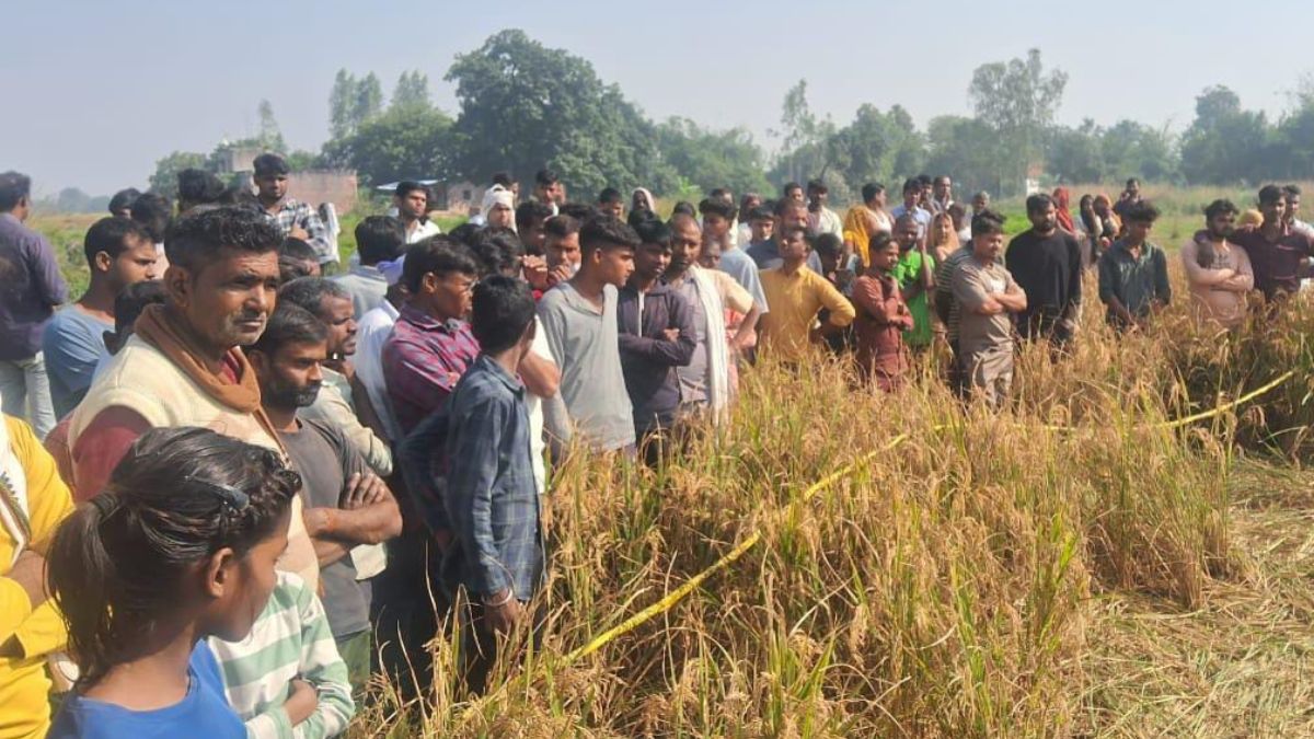 teen found dead in pratapgarh field murder suspected