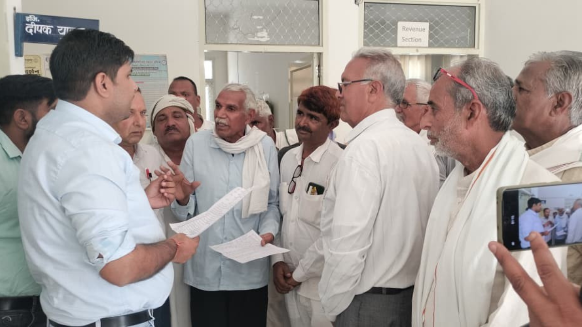 mahendragarh power consumers protest demand to stop privatization