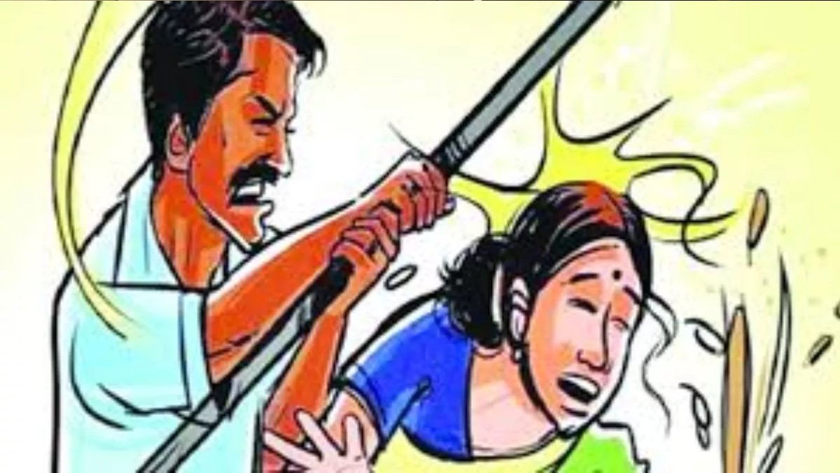 husband beats wife for talking on mobile fir filed in jaunpur