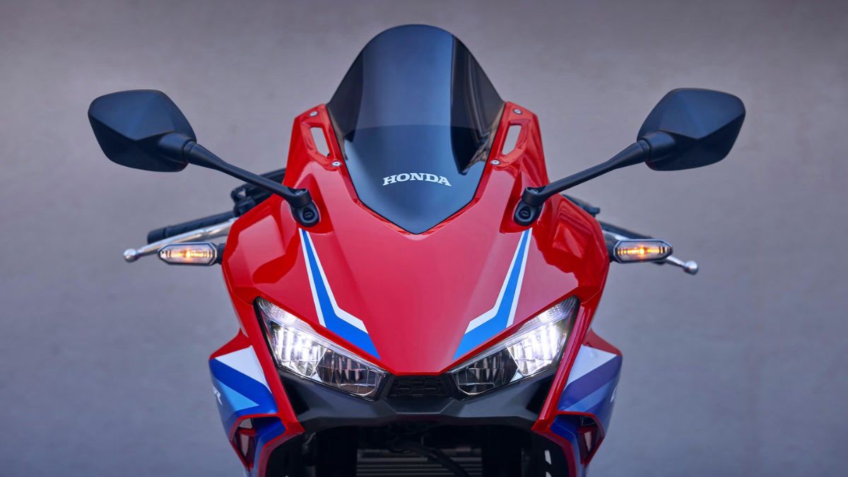 honda expands eclutch to 500cc and 750cc motorcycles easier gear shifts without clutch