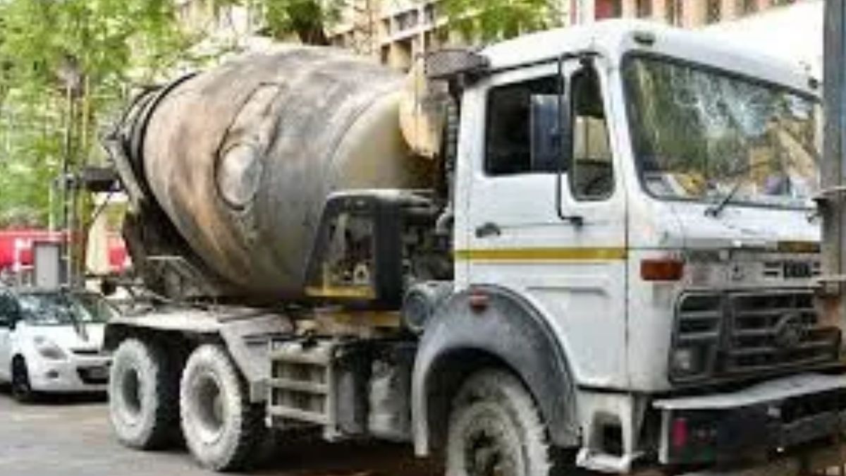 tragic accident in bangalore cement mixer truck kills 2yearold