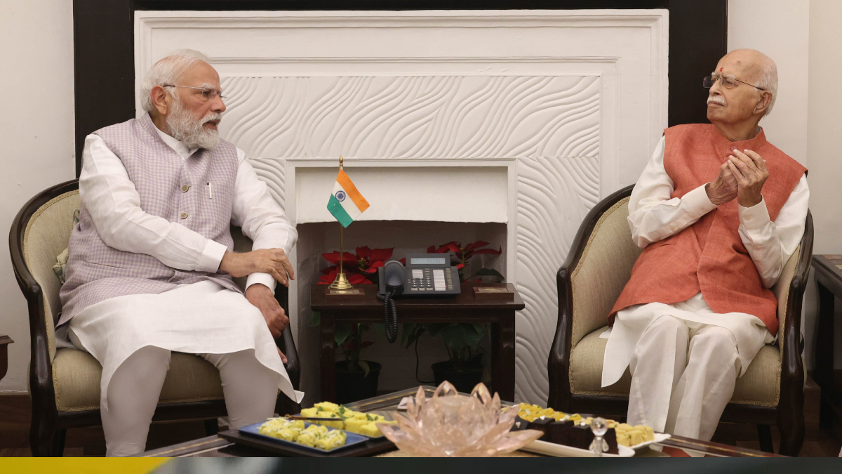 lk advani turns 98 pm modi visits to extend birthday wishes